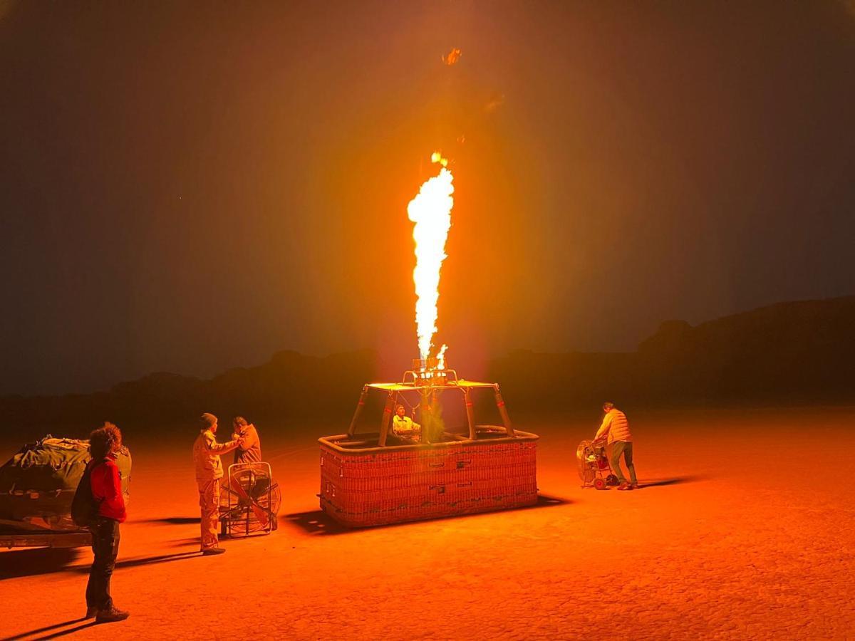 ホテルSara Luxury Camp ワディ ・ラム エクステリア 写真
